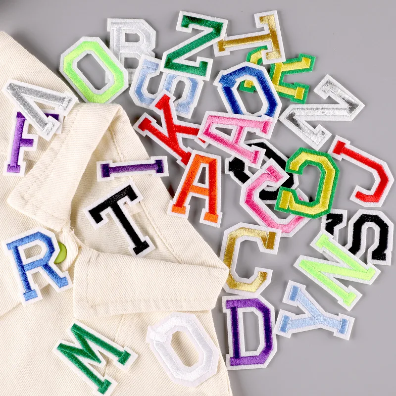 26 Teile/satz 5cm Alphabet Englisch Buchstaben Gestickte Patches Stoff Applikation Eisen Auf für DIY Handwerk Name Aufkleber Nähen liefert – Detail 4