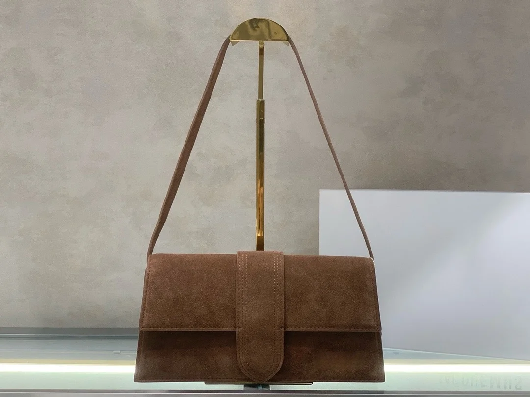 

【2025 New】Ins Viral Mini Suede Crossbody Bag - Trendy Shoulder Handbag, Multi-Color Small Purse, Fashionable Logo Women's Bag
