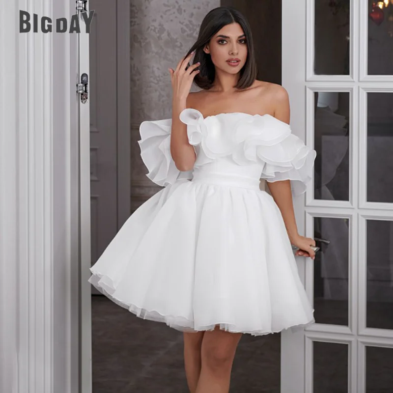 Białe mini krótkie suknie ślubne dla kobiet 2025 Suknie ślubne A Line Bride Gowns Off the Shoulder Pleat Vestidos De Novia Customized