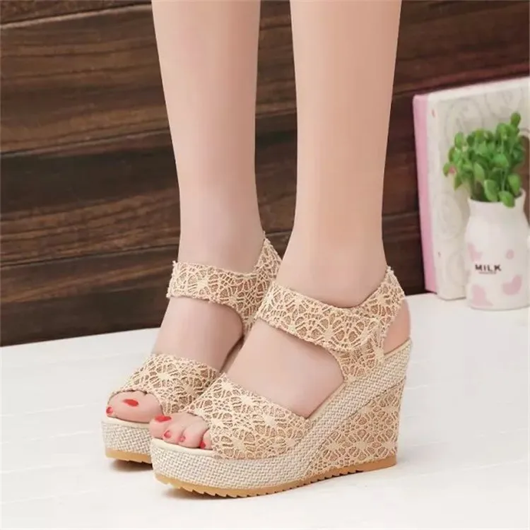 

Korean Style Women's Wedge Sandals High Heels Summer Fashion Pumps Low Cut Slip-On Shoes with Buckle Closure Floral Pattern