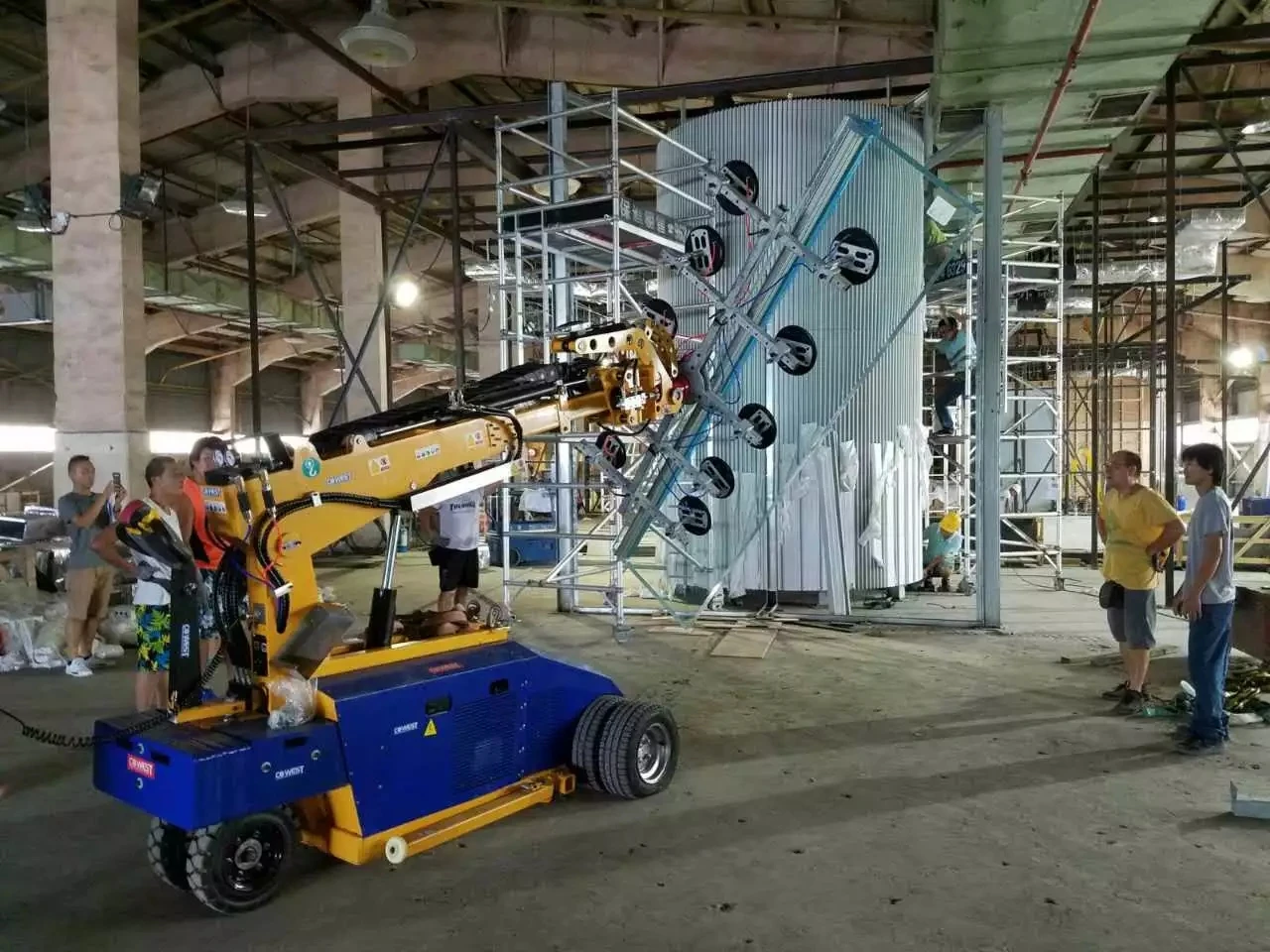 Automatic Tilting And Rotation Glass Installation Robot Equipment For Install Glass Windows Curtain Wall