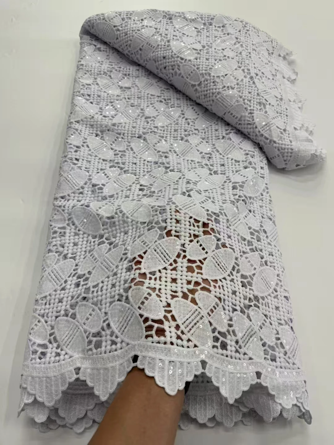 Fashion African Guipure Lace Fabric 2025 Latest Water Soluble Lace French High Quality Embroidery Nigerian Lace Fabric For Dress