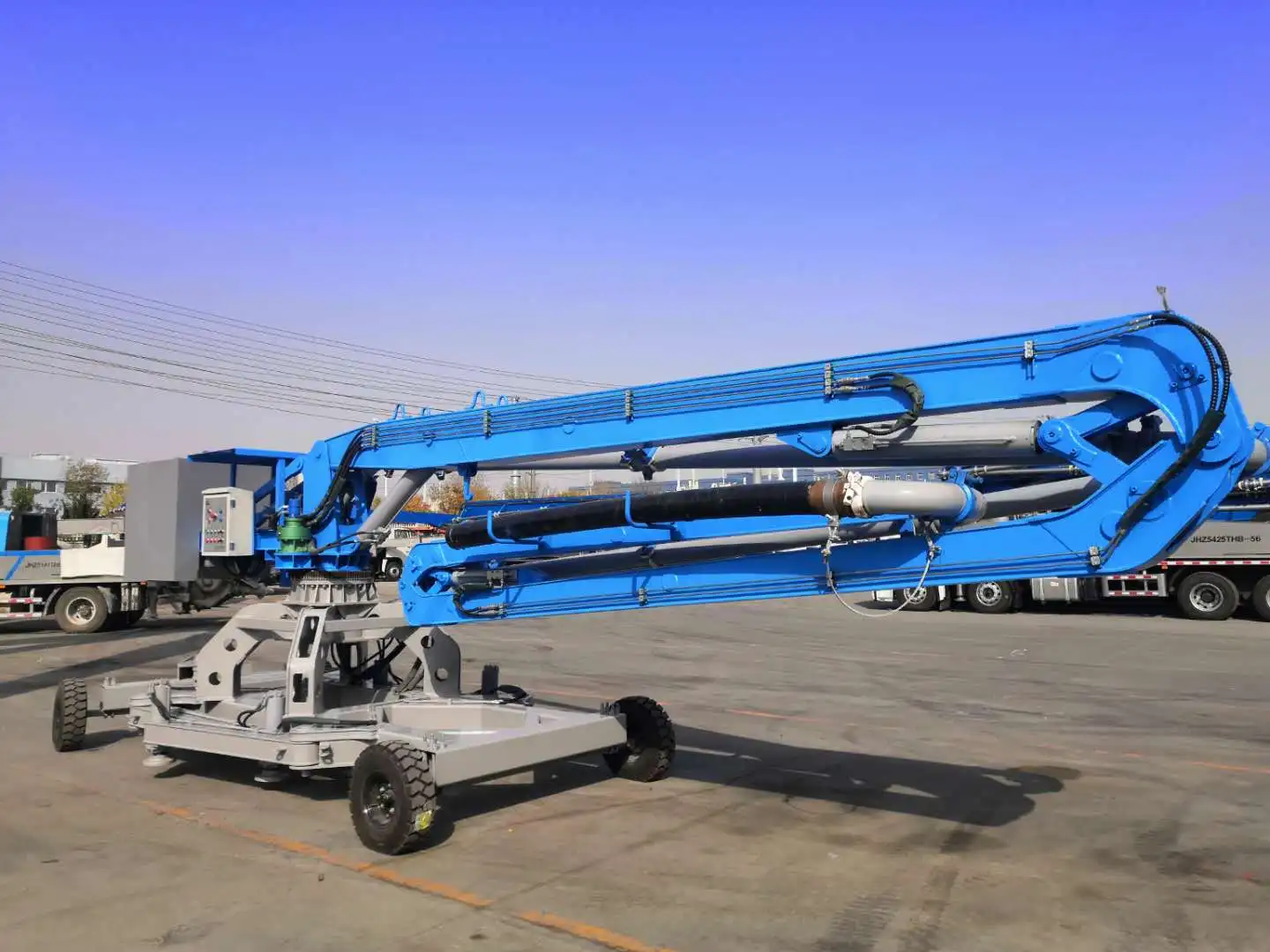 Hot Sale  15m Hydraulic Mobile Concrete Placing Boom Walking Mini Concrete Pump with Boom for Construction