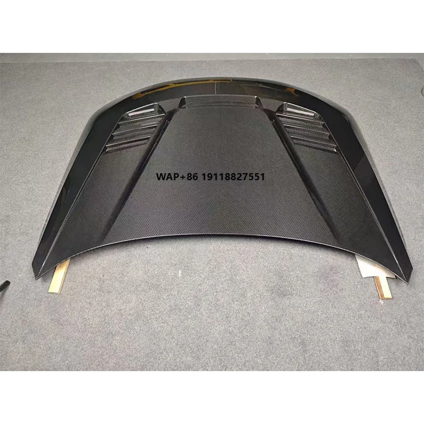 

Upgrade Car Parts V Style Dry Carbon Fiber Bonnet Hood for G87 M2 Car Body Kit