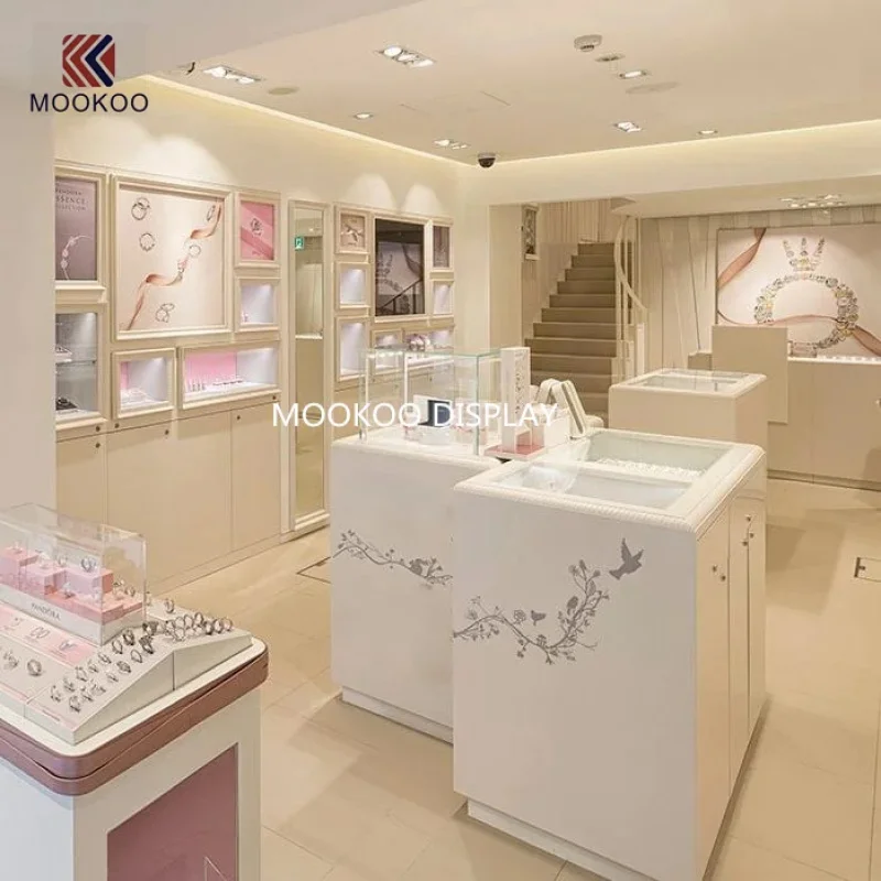 custom.Jewelry Display Showcase Unique Design Effective Product Presentation
