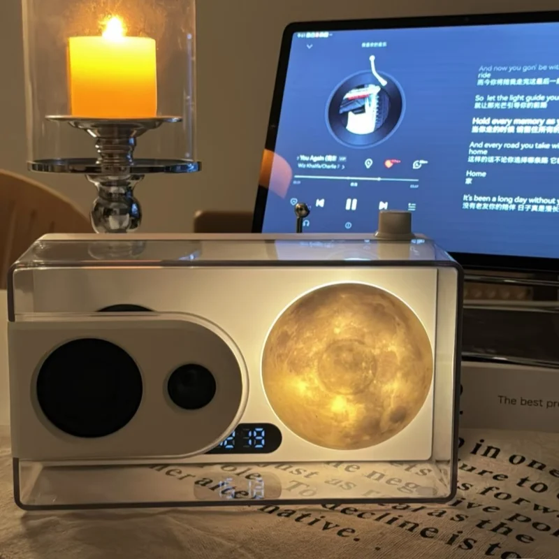 

Moonlight BluetoothSpeaker TF Card Play5.3Bluetooth 13W Power TYPEC Direct Connection HIFI Sound Quality Built in White Noise
