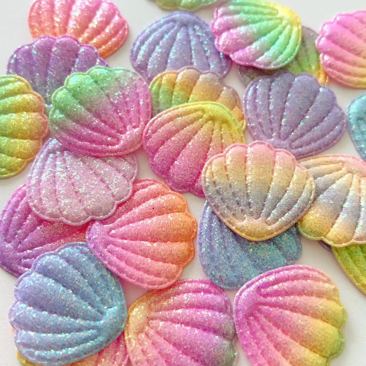 20PCS Rainbow Gradient Shell Fabric Patches, Colorful Ocean Style Applique Sew-On DIY Patches,Clothing Hair Doll Decor