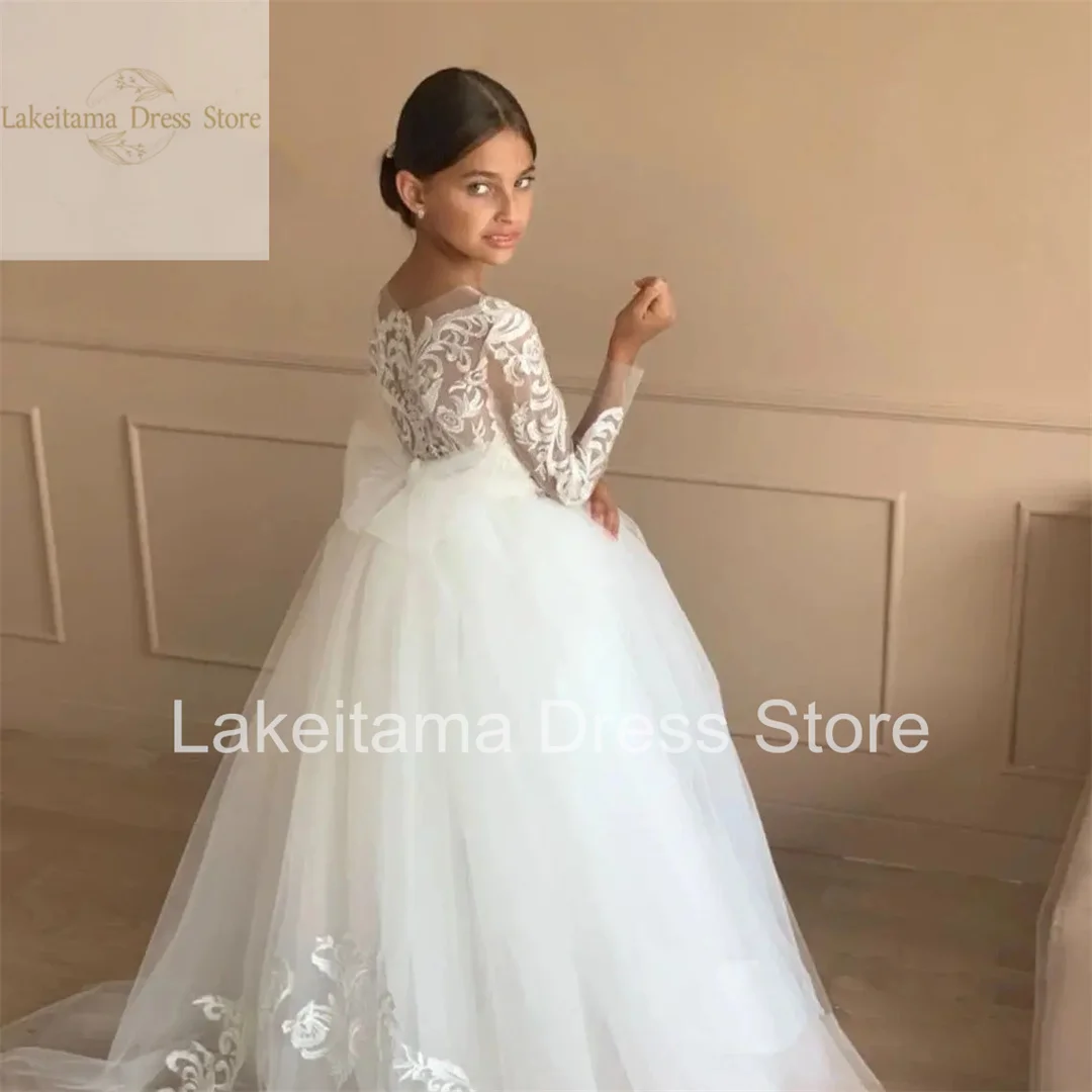 

White Communion Dress for Girls Long Sleeve Floral Lace Tulle A Line Gown with Bow Train Appqulies Wedding Even Kids