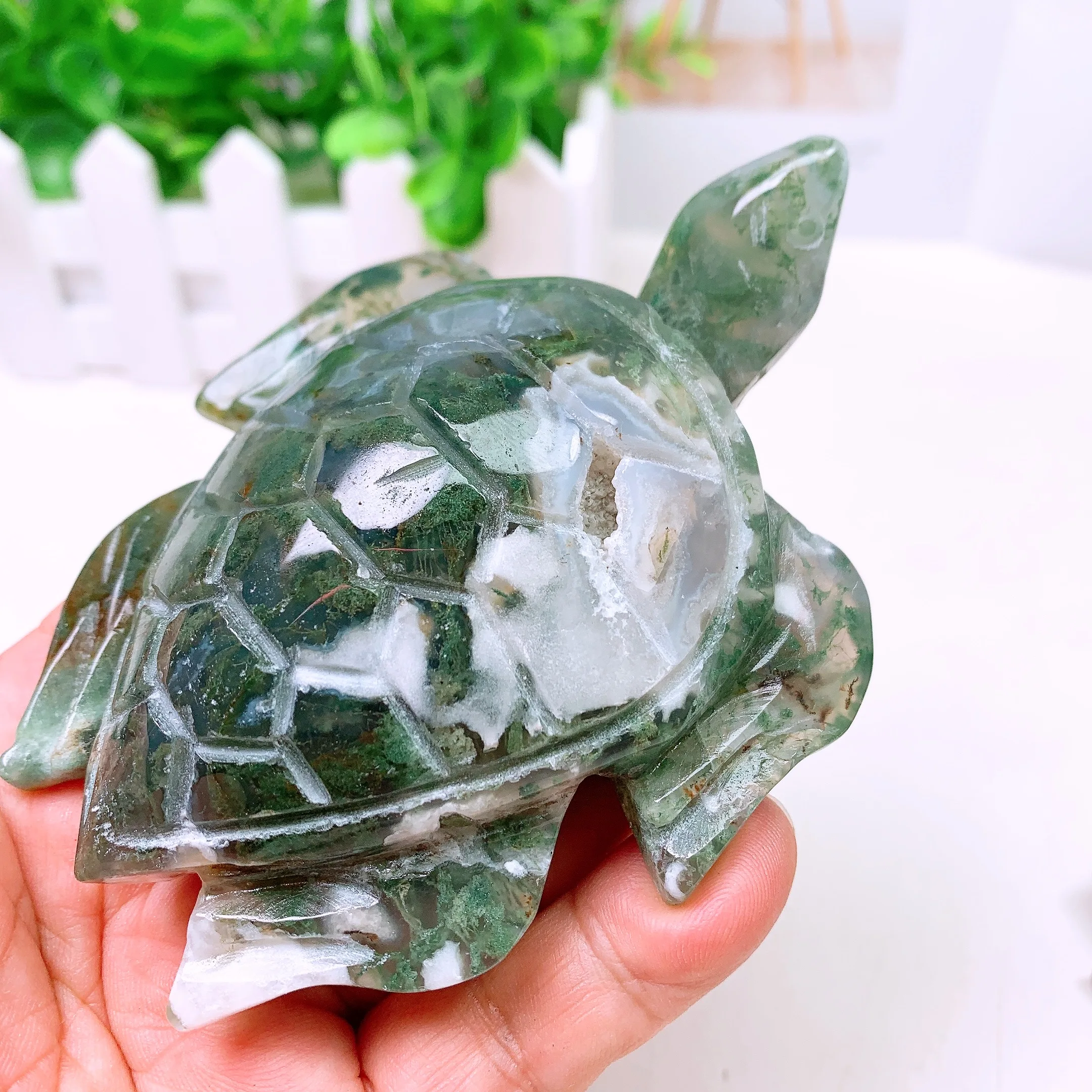 

Natural Moss Agate Handmade Carved Sea turtle Polished Animal Powerful Statue For Home Decoration Gift 1PCS