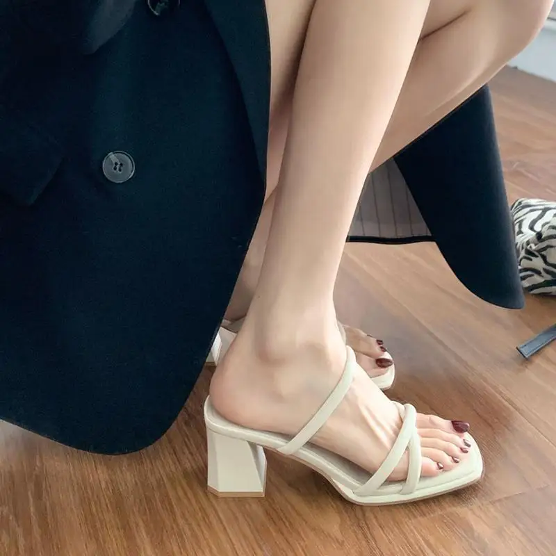 2026 New Women Korean Style Square Toe Block Heel Slide Sandals Minimal Elegant High Heel Slip On Summer Outdoor