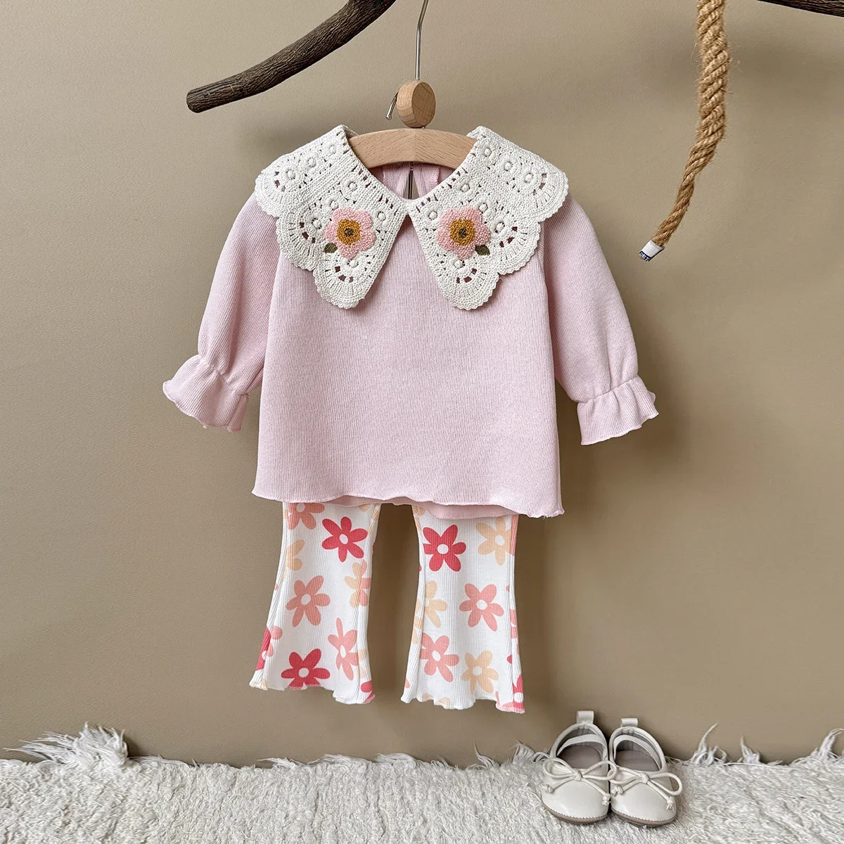2PCS Cotton Baby Clothes Spring Autumn New Style Sweet Cute Flower Embroidery Lapel Pullover+Flower Printed Flared Pants