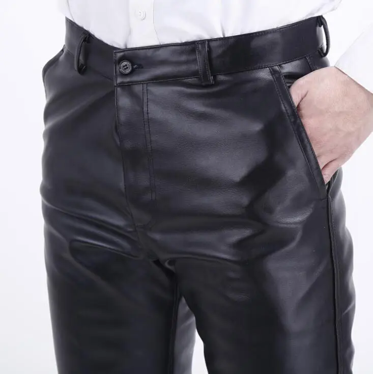 #2203 Winter Thick Warm Faux Leather Pants For Men Plus Size PU Leather Fleece Pants Fashion Motorcycle Joggers Windproof 29-46
