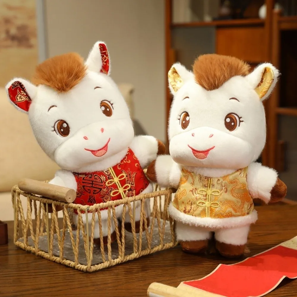 Lustiges chinesisches Kostüm 2026 Pferdemaskottchen, niedliches Stoffpferd, kreative flauschige Sternzeichen-Pony-Figur, Heimdekoration