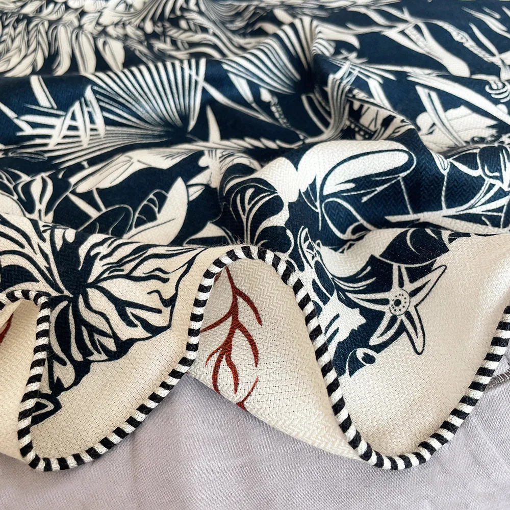 シルクウールスカーフ 85CM 冬ショール 高級デザイナー スクエアバンダナ 手巻きショール スカーフ ダブルフェイス 母 クリスマスギフト