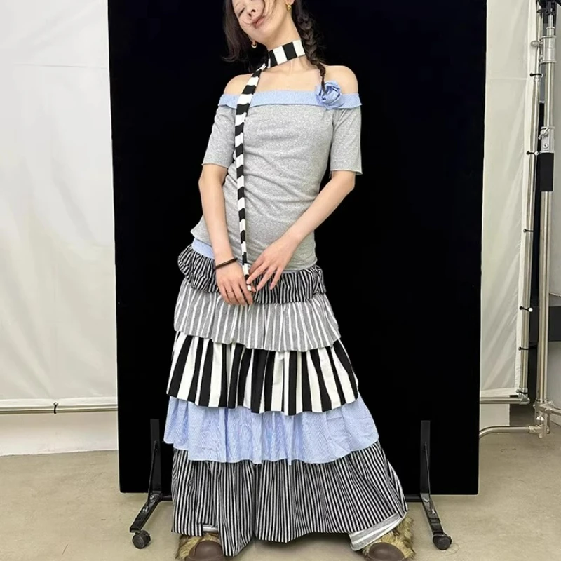 2025, Herbst-Winter-Damenbekleidung, originelles Design, Retro-gestreift, gestrickt, Spleißen, mehrstufig, niedlich, vielseitig, langer Rock für Damen