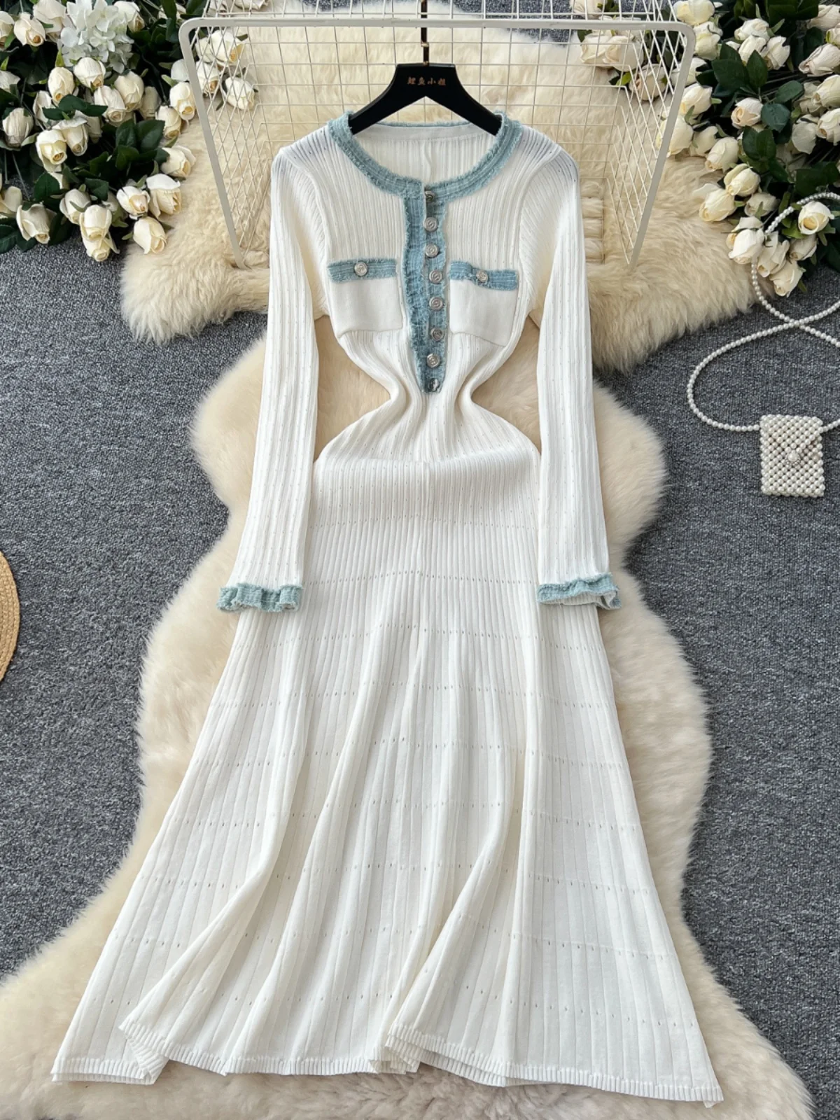 

Осенне-зимнее вязаное платье-свитер для женщин с высокой талией, джинсовыми вставками и декоративными пуговицами, роскошное, для повседневной носки