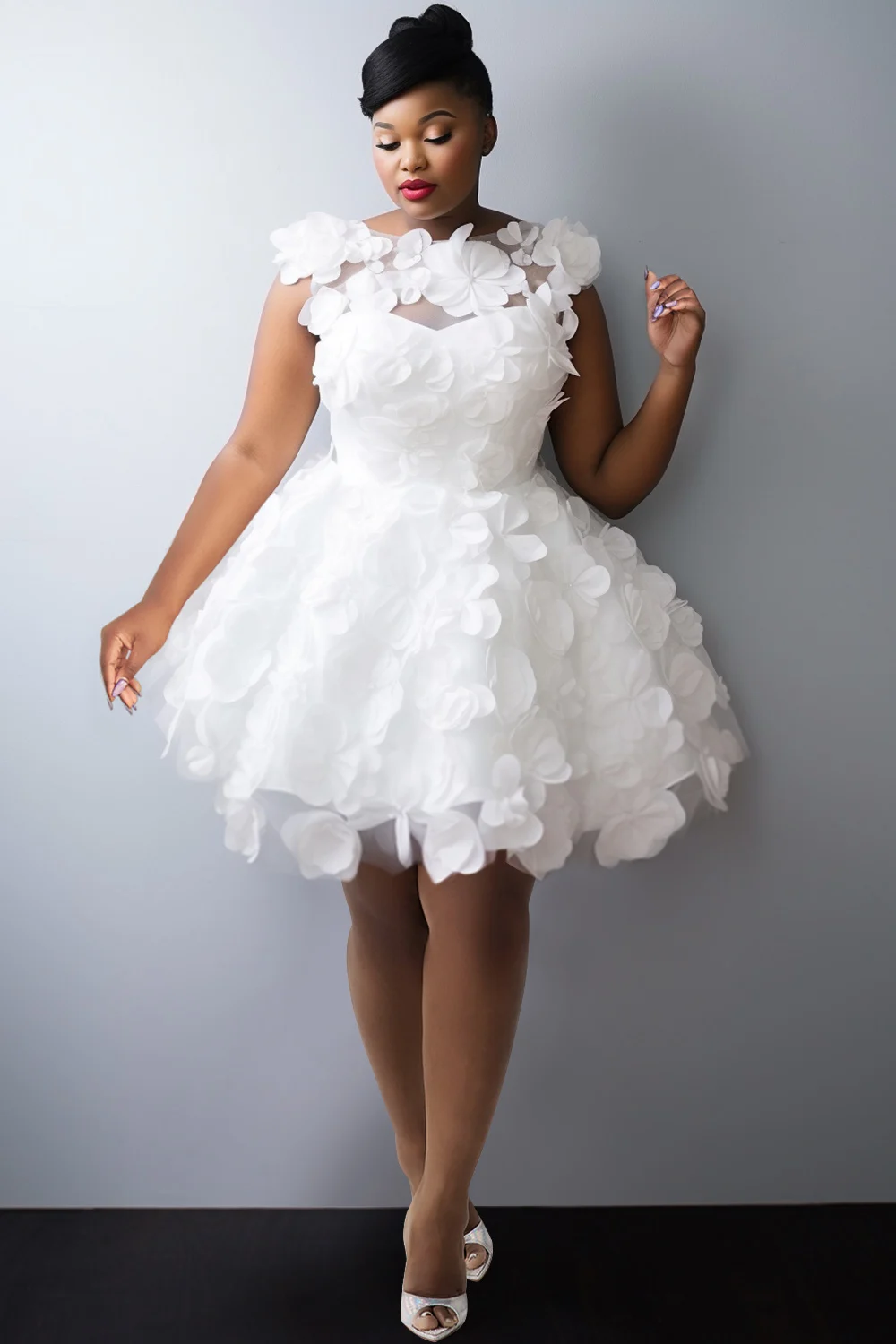 Plus Size Party White Elegant Round Neck 3D Tulle Mini Dresses