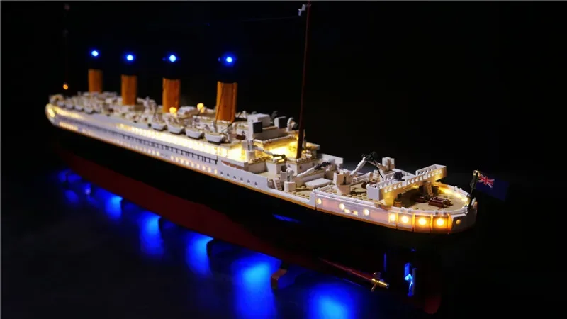 Titanic Lighting Set Tailored For 10294 Medieval Steam Boat Willie Giant Ship Not Include Building Block (Only Led Light Kit)