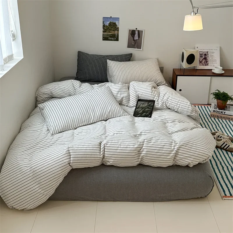 

4Pcs Light Luxury Striped Washed Cotton Bedclothes Set Smooth Skin Friendly Soft Bed Sheet Set Home Textile Supplies for Adults