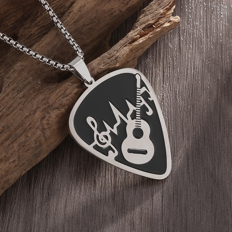 New Fashion Stainless Steel Heart Guitar Pendant Necklace Men Women Trend Charm Music Guitar Hip Hop Casual Jewelry Gifts