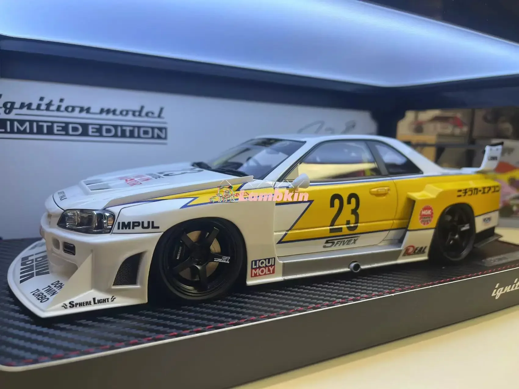 Limited to 80 pcs IG 1:18 GTR ER34 SPHERE LIGHT model car with Wataru Kato Figure Ultimate collection Gift souvenir Ornaments