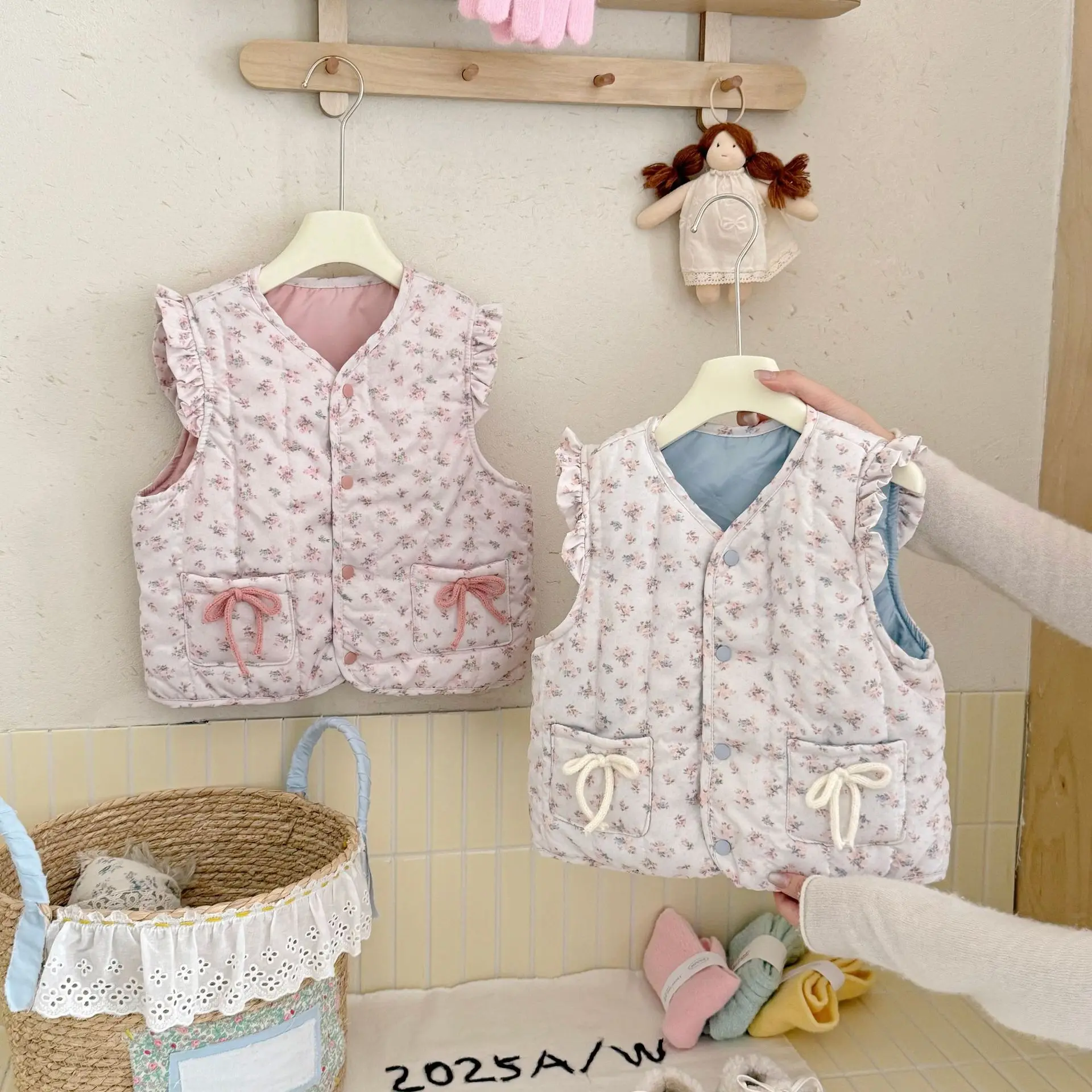 2025 New Children's Floral Down Cotton Vest Baby Baby Wear Autumn and Winter Thickened Cotton Vest Inside and Outside