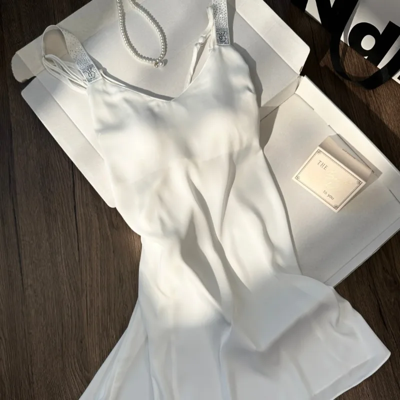Advanced Ice Silk Strap Sleeping Skirt Summer New Style Sexy V-neck Comfortable Skin friendly Home Clothes