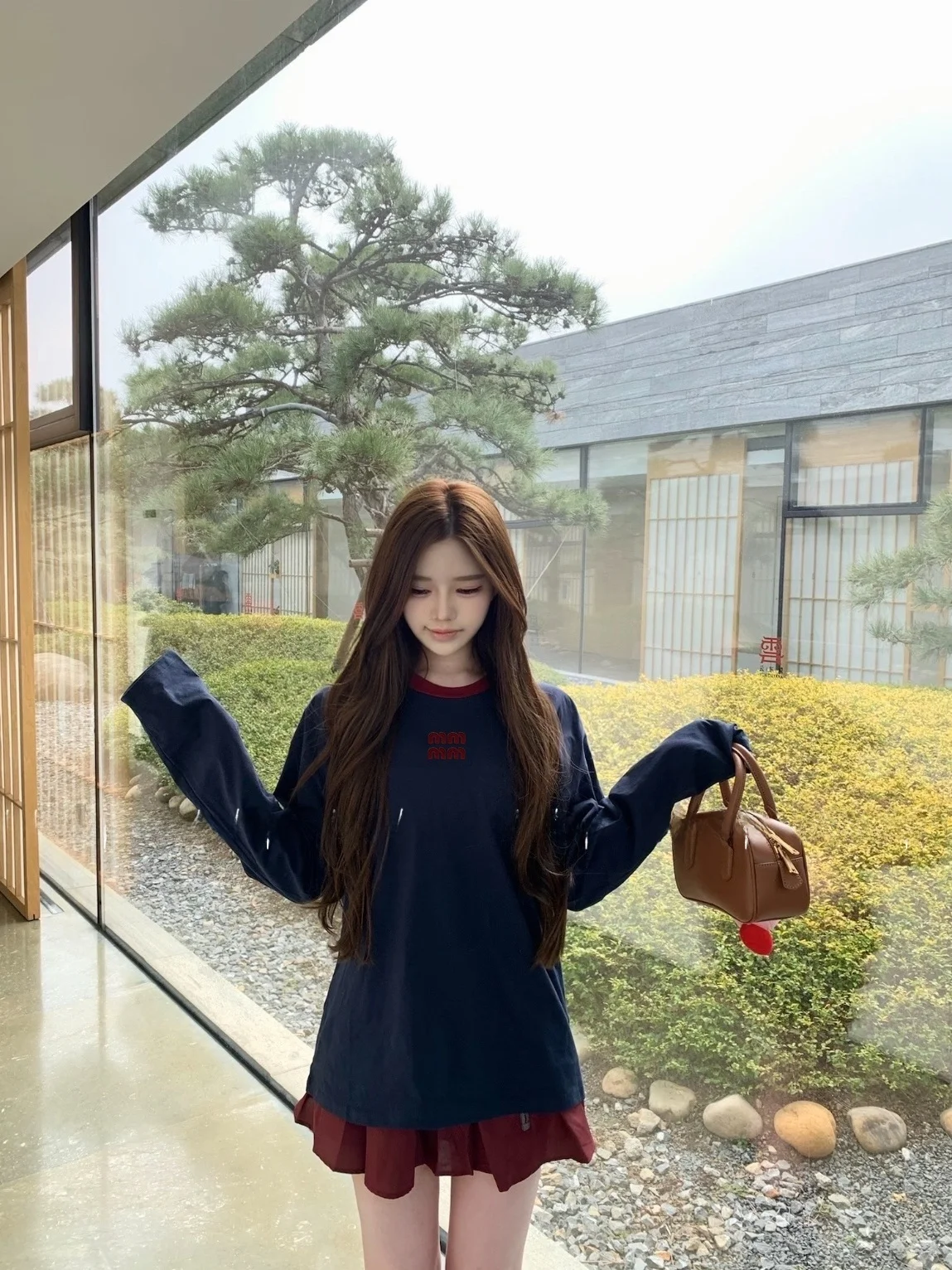 

Новая женская футболка Miu Academy Style свободного кроя с длинным рукавом, в стиле колор-блок, повседневная, дышащая, из хлопка