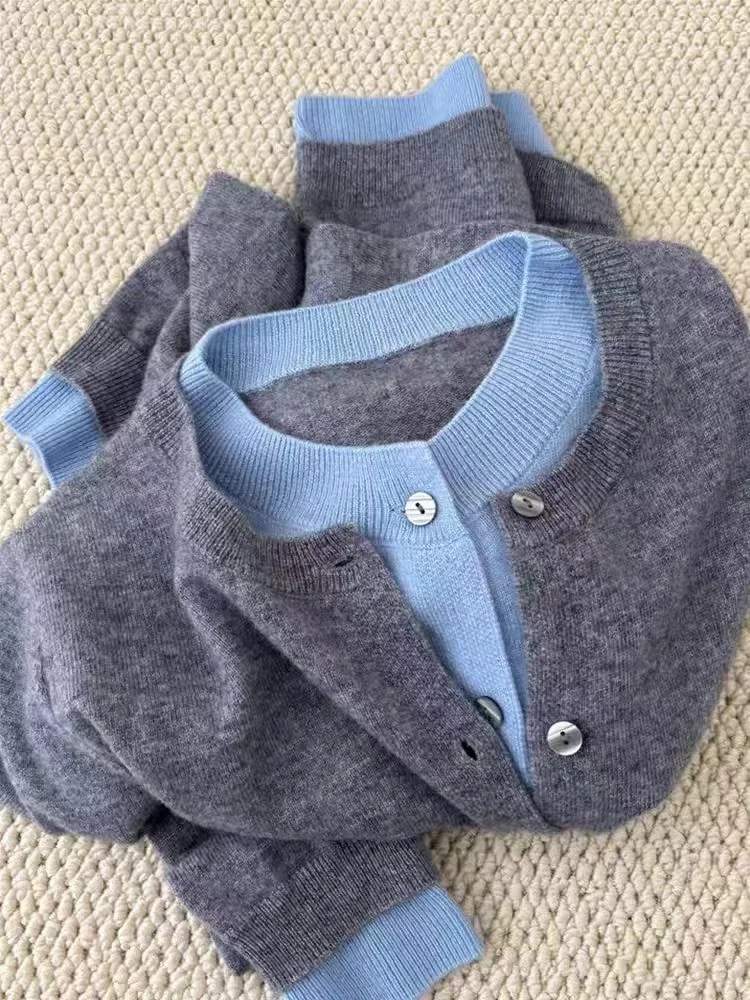 

Spring and autumn pure cashmere knit cardigan women's round neck fake two-piece color matching sweater coat thin coat outside.