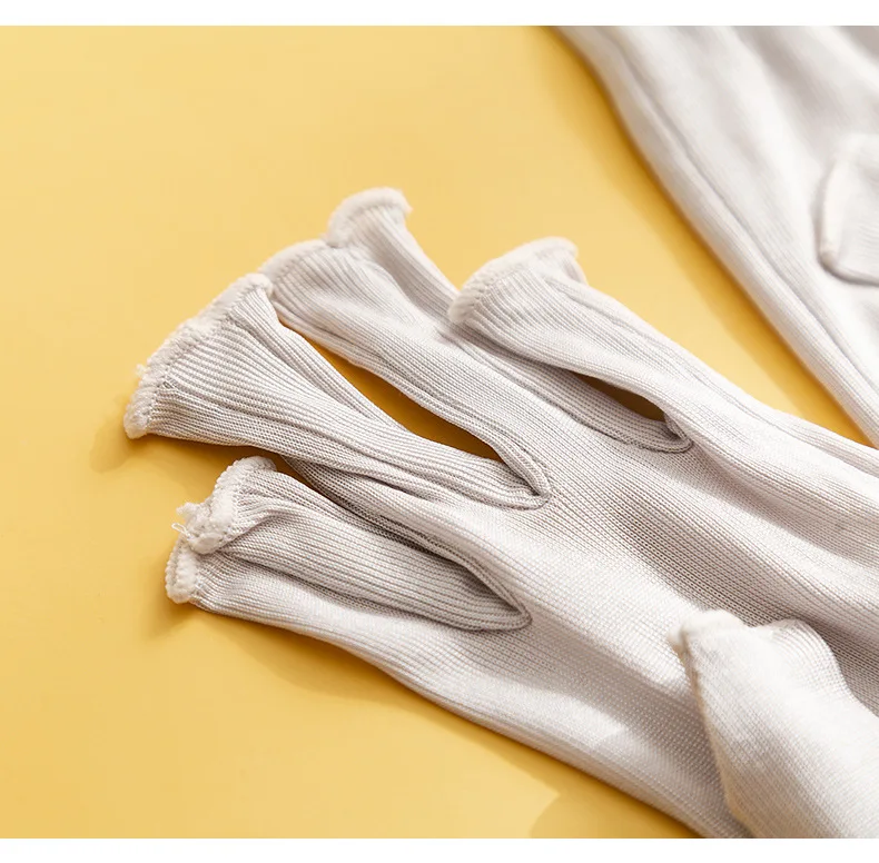 Birdtree, 100%Real Silk Knitted Gloves, Sun Protection Moisturizing, Women Half Finger Gloves, Breathable Skin Friendly A43876QM