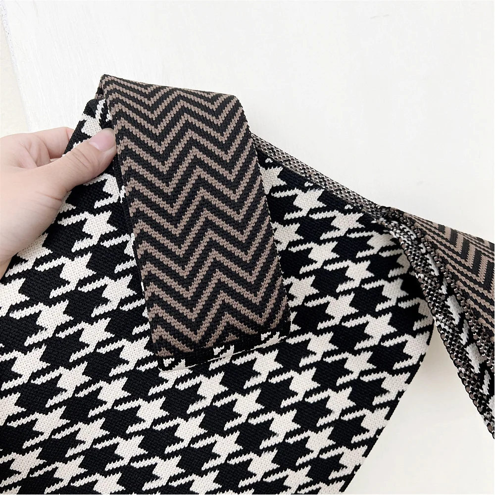 Сумка-тоут в клетку, с геометрическим рисунком