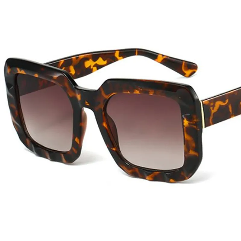 Fashion Sun Glasses Women Anti-UV Spectacles Square Google Oversize Gradien Color Frame Eyeglasses Ornamental Retro Sunglasses