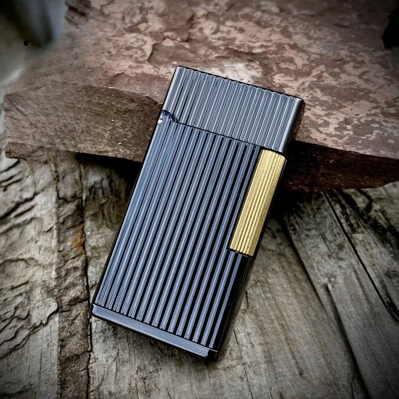 YUBANG Vertical Pattern Business Men's Lighter, Grinding Wheel Ignition, Comfortable Feel, Oil Machine, Men's Gifts