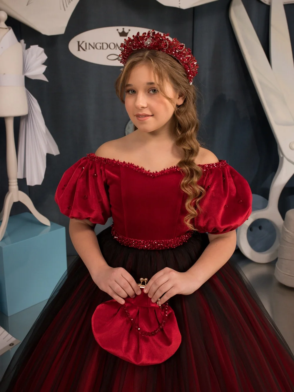 Luxury Burgundy Flower Girl Dress, Velvet Puff Sleeve Tulle Ball Gown, Beaded Lace Applique Pageant Dress for Wedding 2-20T