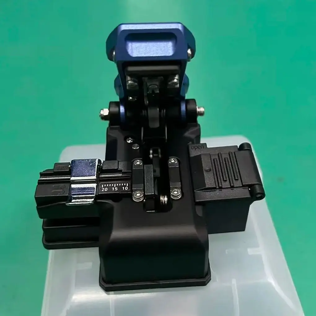One Step Fiber Optical Cleaver Comparable For Metase Fiber Cleaver FTTT Automatic Retraction Fiber Optic Knife Tools Cutter