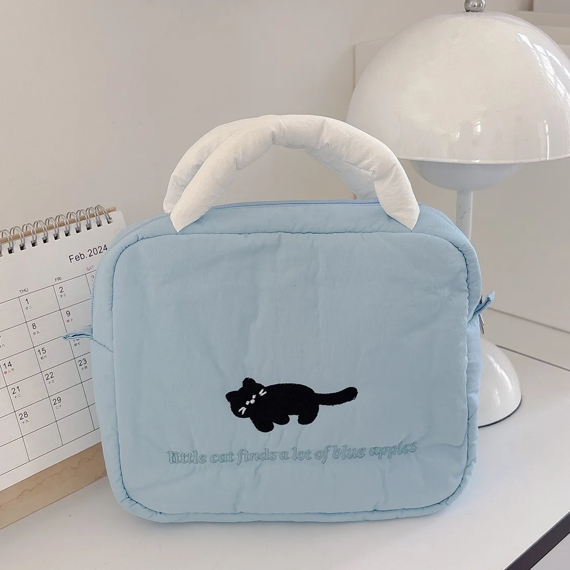 Apple Pattern Handheld Makeup Bag Large Capacity Portable Travel Camera Bag Multilayer Cosmetic Wash Storage Organizer for Women