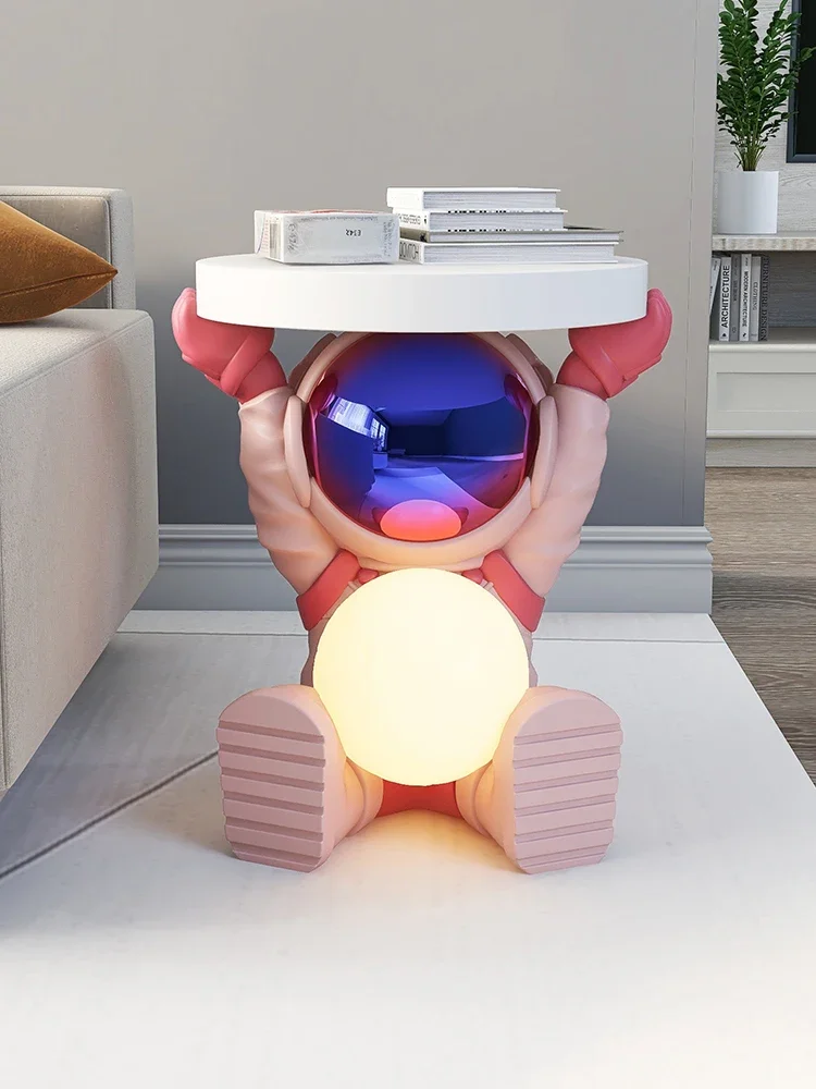 

Nordic Designer Creative Astronaut Coffee Tables Living Room Furniture Sofa Side Table Home Decoration Accessories Bedside Table