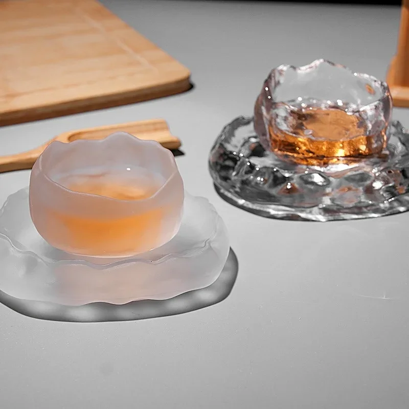 1pc  Simple Style Glass Cup Tasting Transparent/Frozen Tea Cups White Wine Cup Kongfu Master Teacup Tea Cup and Tea Mat 2 Style
