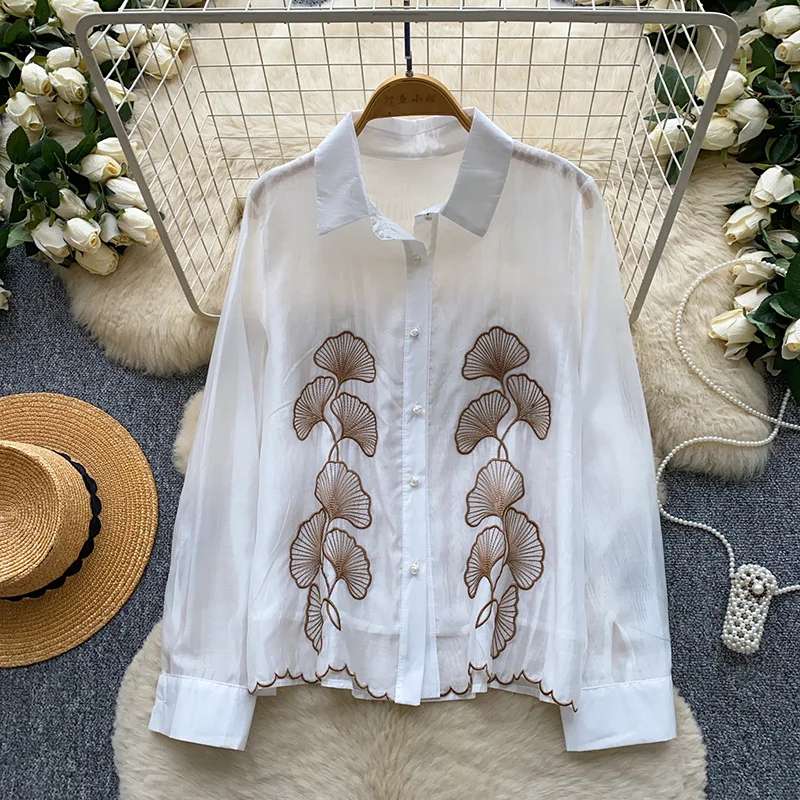 

Vintage Embroidery Long Sleeve Shirt Women Spring Autumn Loose Turn-down Collar Casual Commute Blouse Elegant Tops Female BL476