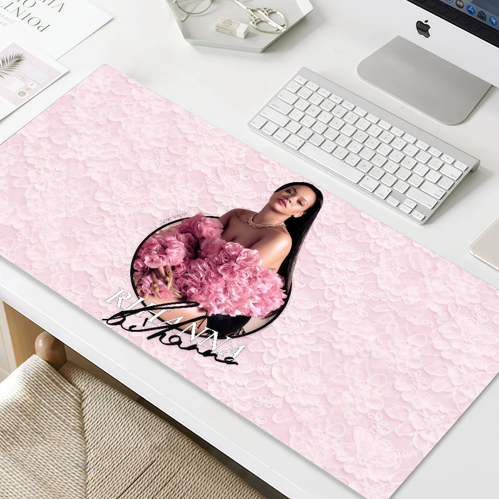 Singer Mouse Pad MousePad Non-slip Lockedge Office Student Gaming Thickened Large Writing Pad R-RIHANNA Cushion