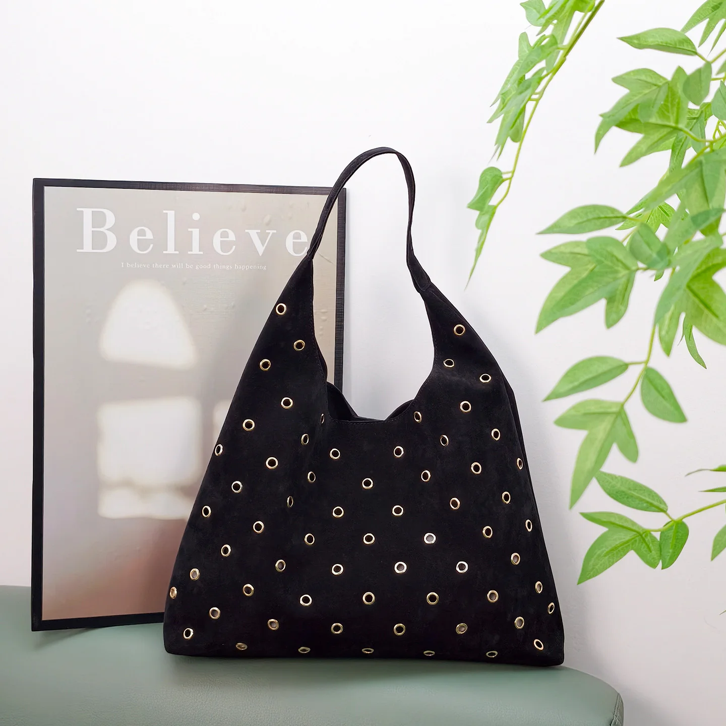 2026 تصميم تحسس حقائب متخصصة فو الجلد المدبوغ الجوف خارج مطرزة زيبر عادية حمل جودة عالية التنقل حقائب كتف متعددة الاستخدامات #2