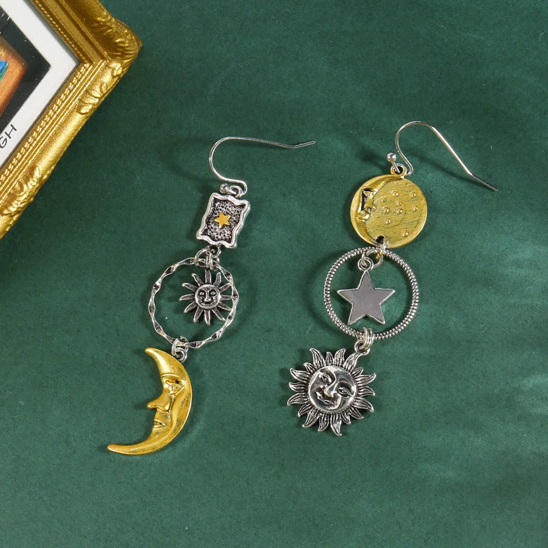 Greek Mythology Face Sun Moon Pendant Creative Design Women\'s Asymmetric Personality Pendant Earrings Party Gift Custom Jewelry