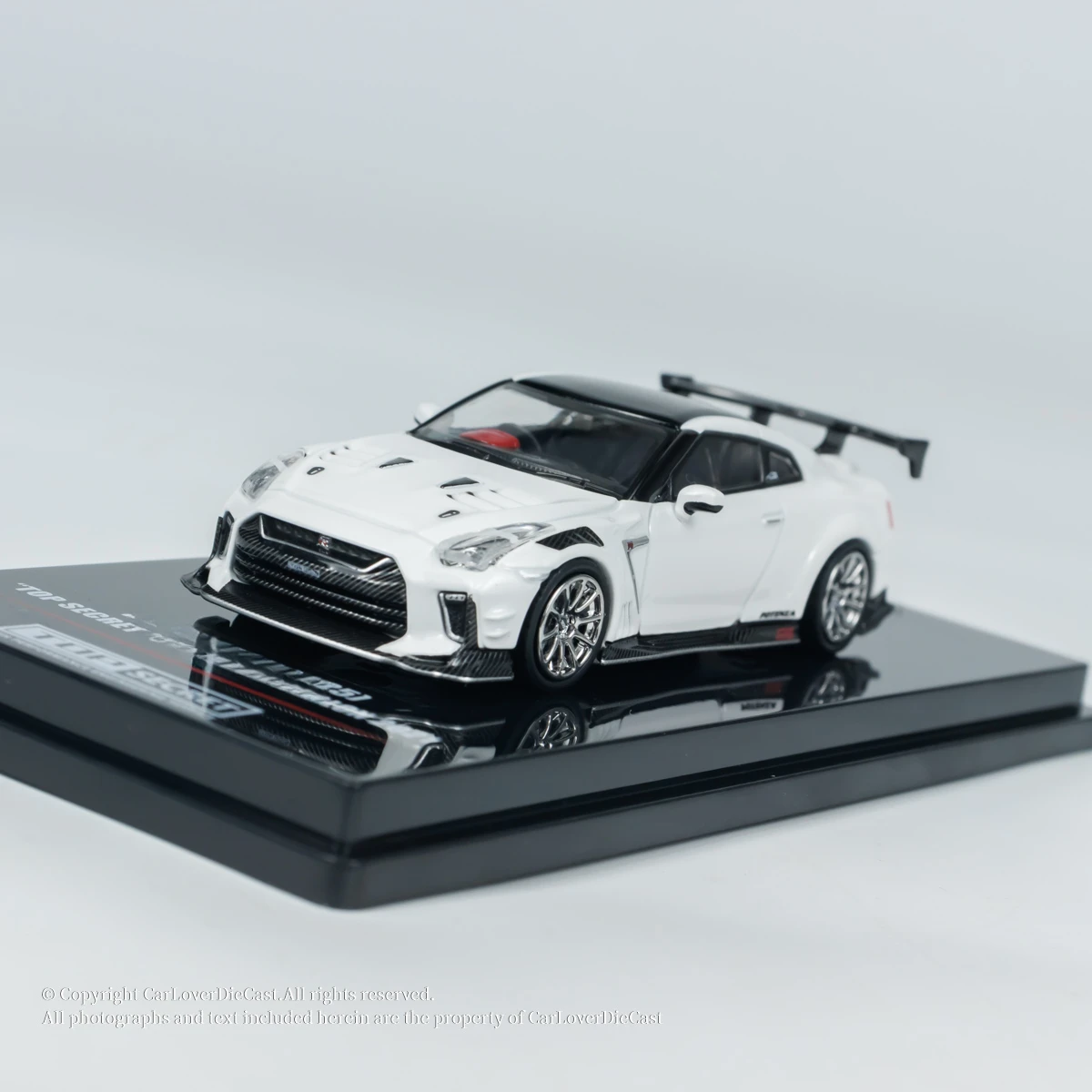 INNO 1:64 (R35) TOP SECRET Tokyo Auto Salon 2021 Diecast Model Car