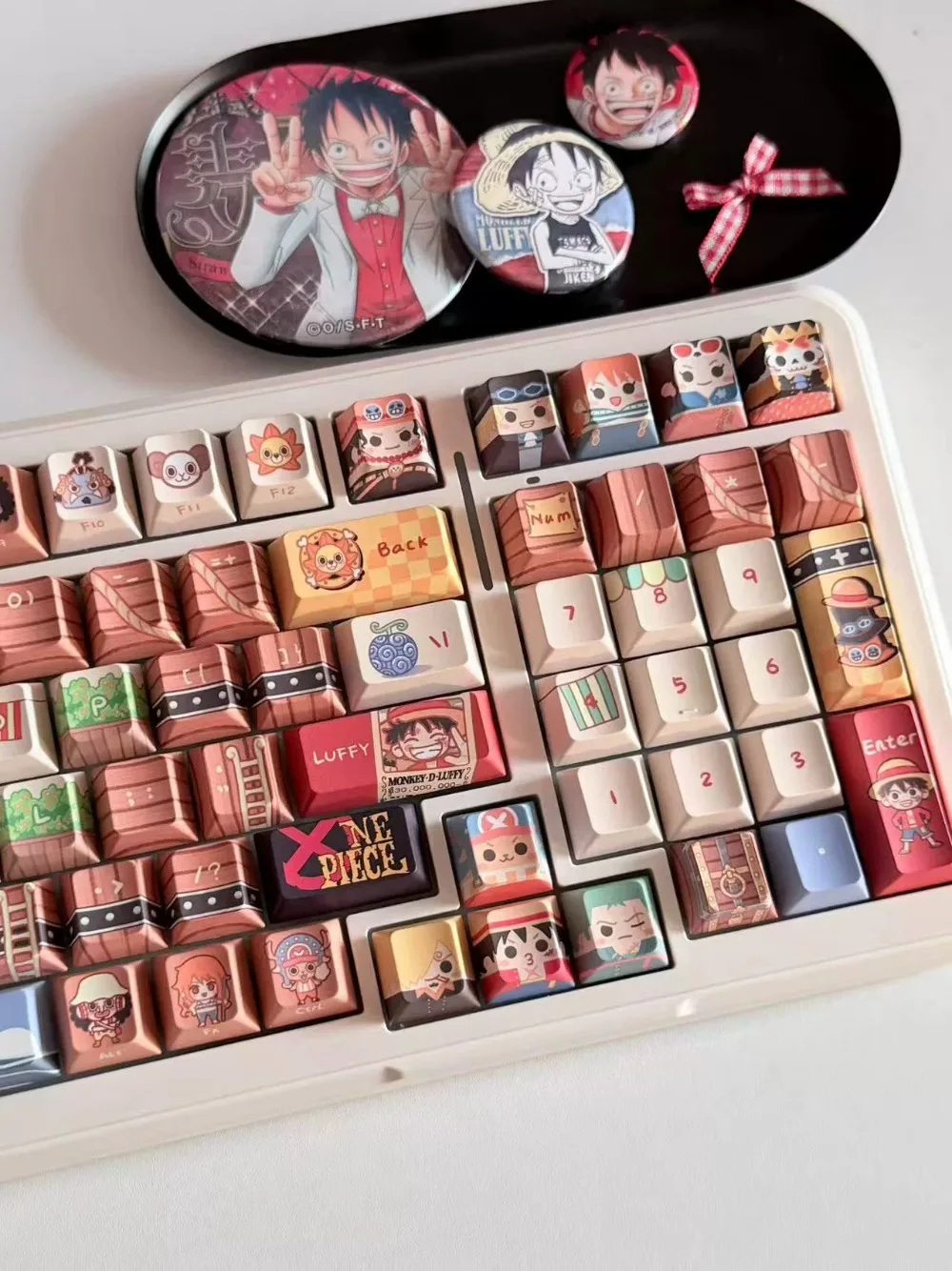Anime One Piece Keycap Q Version Straw Hat Luffy‌ Mechanical Keyboard Cross-axis Game Esports Accessories Office Typing Gift