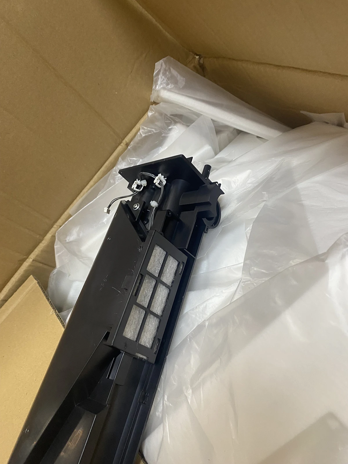 

90% оригинальный блок разработчика DV411 для Konica Minolta Bh223 Bh363 Bh283 Bh423 Блок обработки изображений Не содержит разработчик