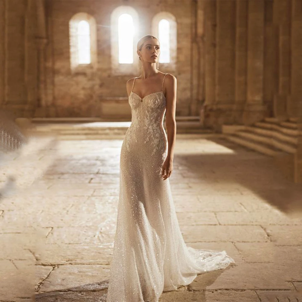 Customized High Quality White Sexy Wedding Dresses Tulle Fine Shoulder Strap Prom Gowns with Appliques A-line for Floor Length