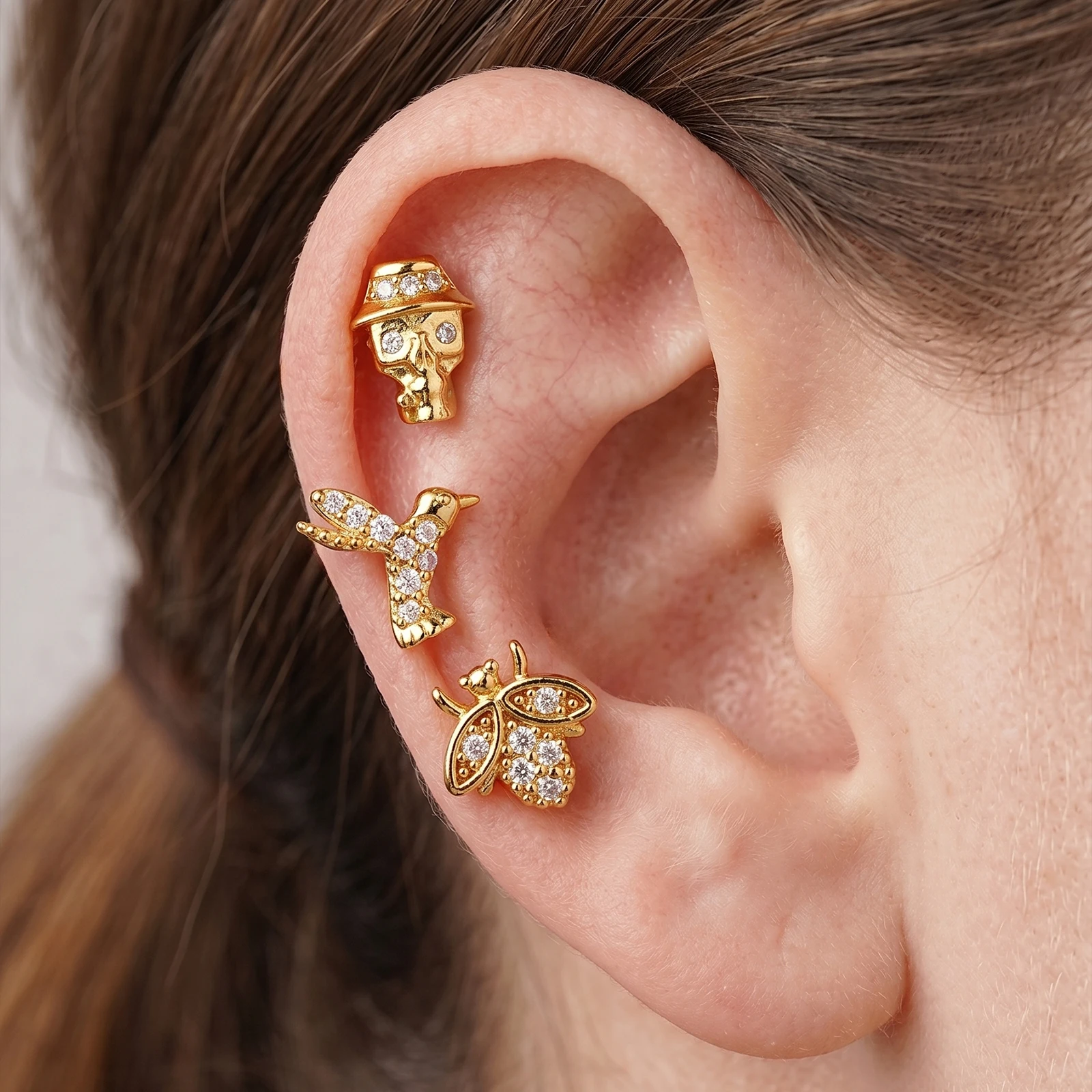 1 Stück Goldfarbener 16G Helix-Knorpel-Ohrstecker, Piercing mit Herz-, Blumen-, Totenkopf- und Stern-Design, Ohrring-Schmuck, rückseitig verschraubte Ohrpiercings – Detail 5