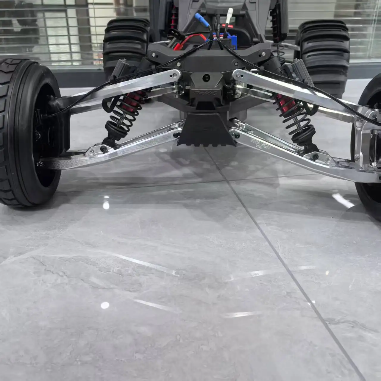 

VITAVON CNC Alu7075 Передний верхний рычаг подвески для Traxxas Pro Scale Sand Car 1/6