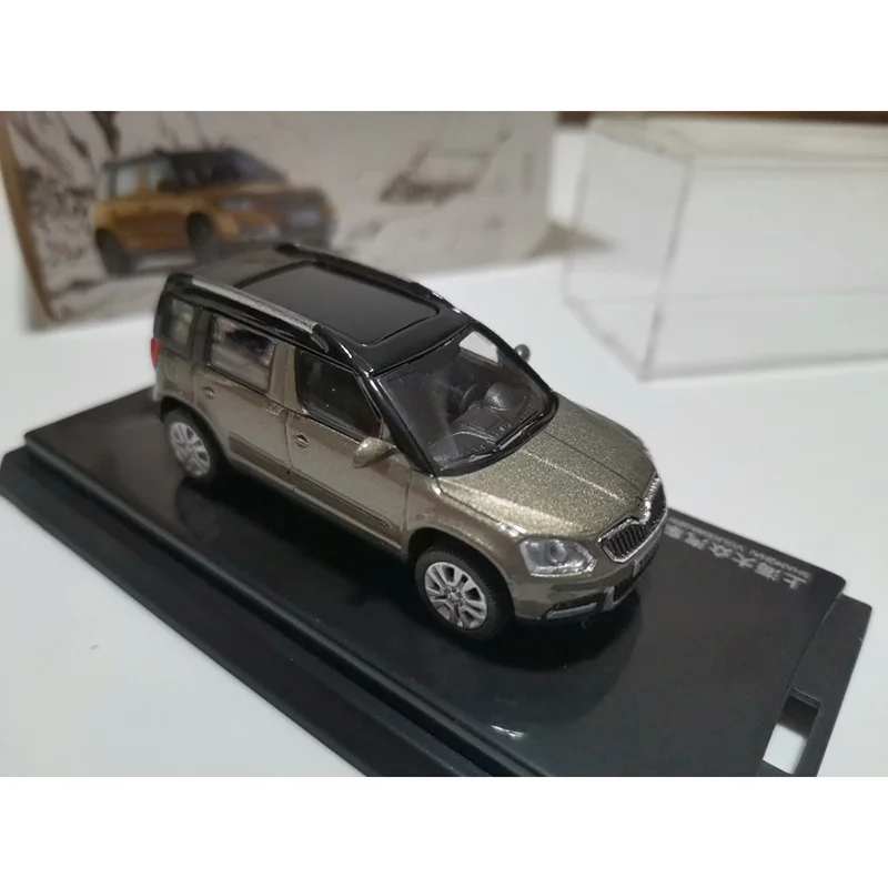 1:64 Scale Skoda Yeti Alloy Car Model Collection Ornaments