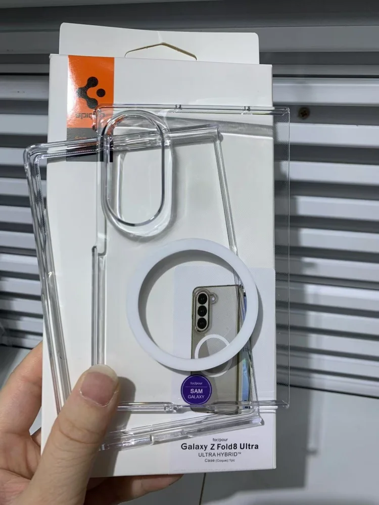 Przezroczyste etui magnetyczne Spigen z PC do Samsunga Fold8Ultra, kompatybilne z bezprzewodowym ładowaniem Magsafe, etui na telefon do Fold8 Fold7 Fold6 Fold5 — zdjęcie produktu 6